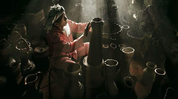 Editorial illustration for Bau Truc's Wheel-less Pottery: How a 300-Year-Old Cham Craft Survives by Hand